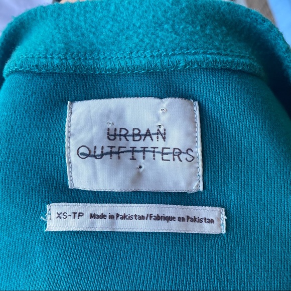 Womens Urban Outfitters Cropped Long Sleeve Turquoise Black Size XS - Picture 3 of 3